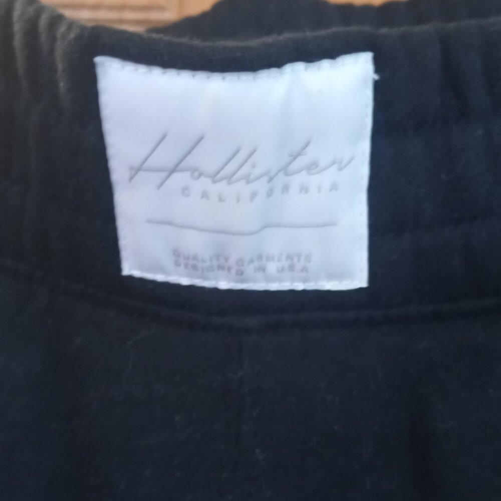 shorts - Picture 3 of 3
